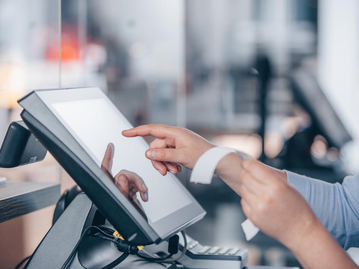 5 Reasons Why Every Restaurant Needs a POS System in Saudi Arabia
